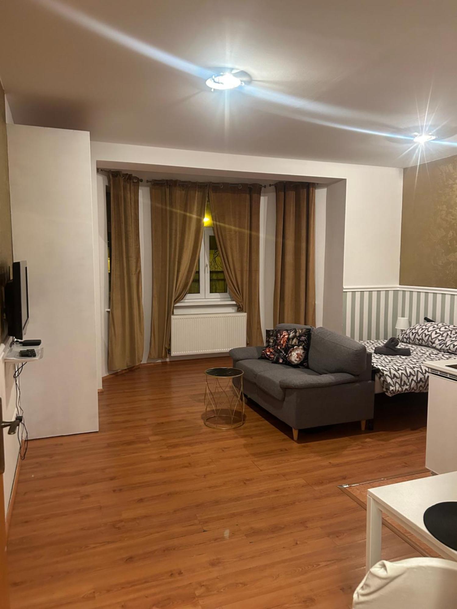 De Luxe 4 Plaza * Bratysława